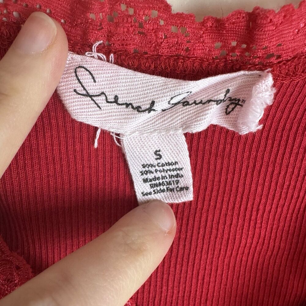 French Laundry Lace Trim Tank Top Size S Red Ribbed V Neck Fitted Y2K Lettuce Tr - Picture 8 of 8